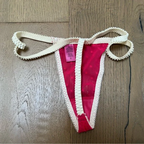 Vintage Betsey Johnson super pretty dark pink chemise and panty set in size S. - Picture 9 of 11